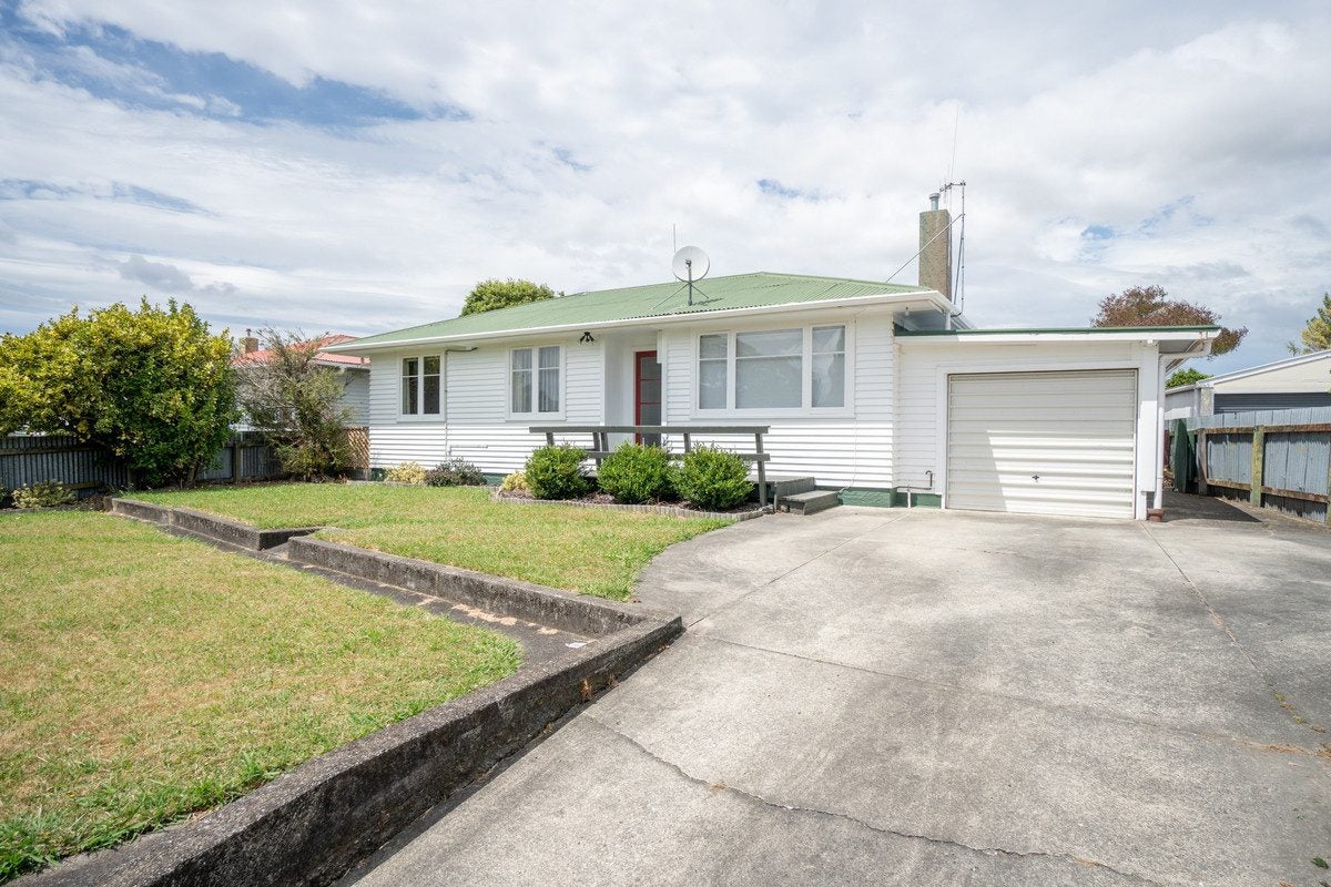 89 Rugby Street, Awapuni, Palmerston North - Carousel 1