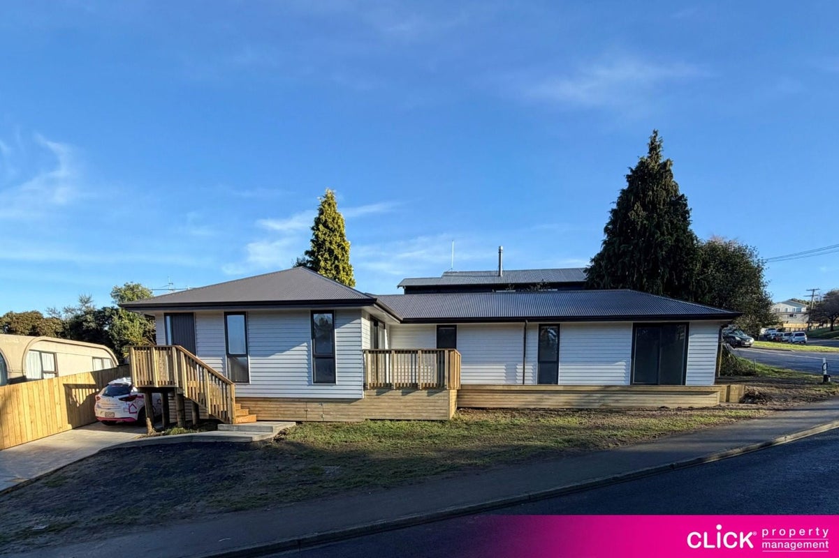 7 Christie Street, Abbotsford, Dunedin - Carousel 2