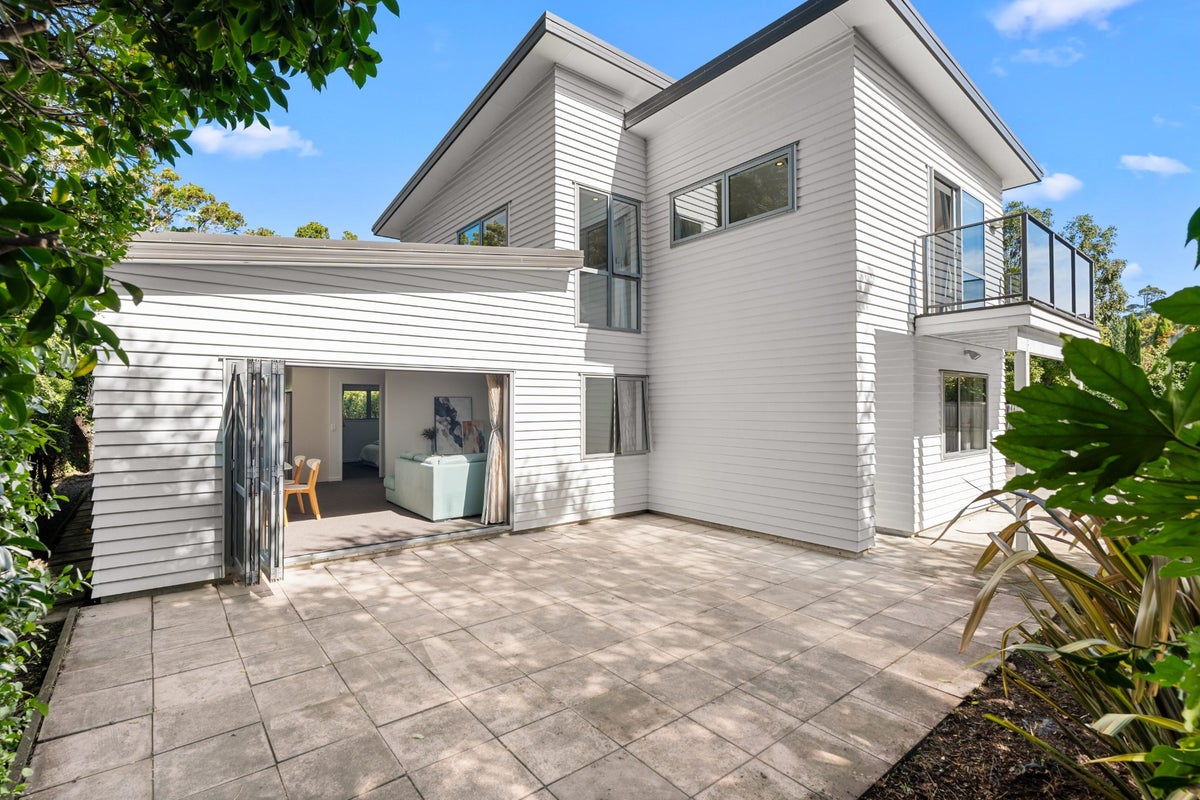 24 Dormer Street, Papanui, Christchurch - Carousel 1