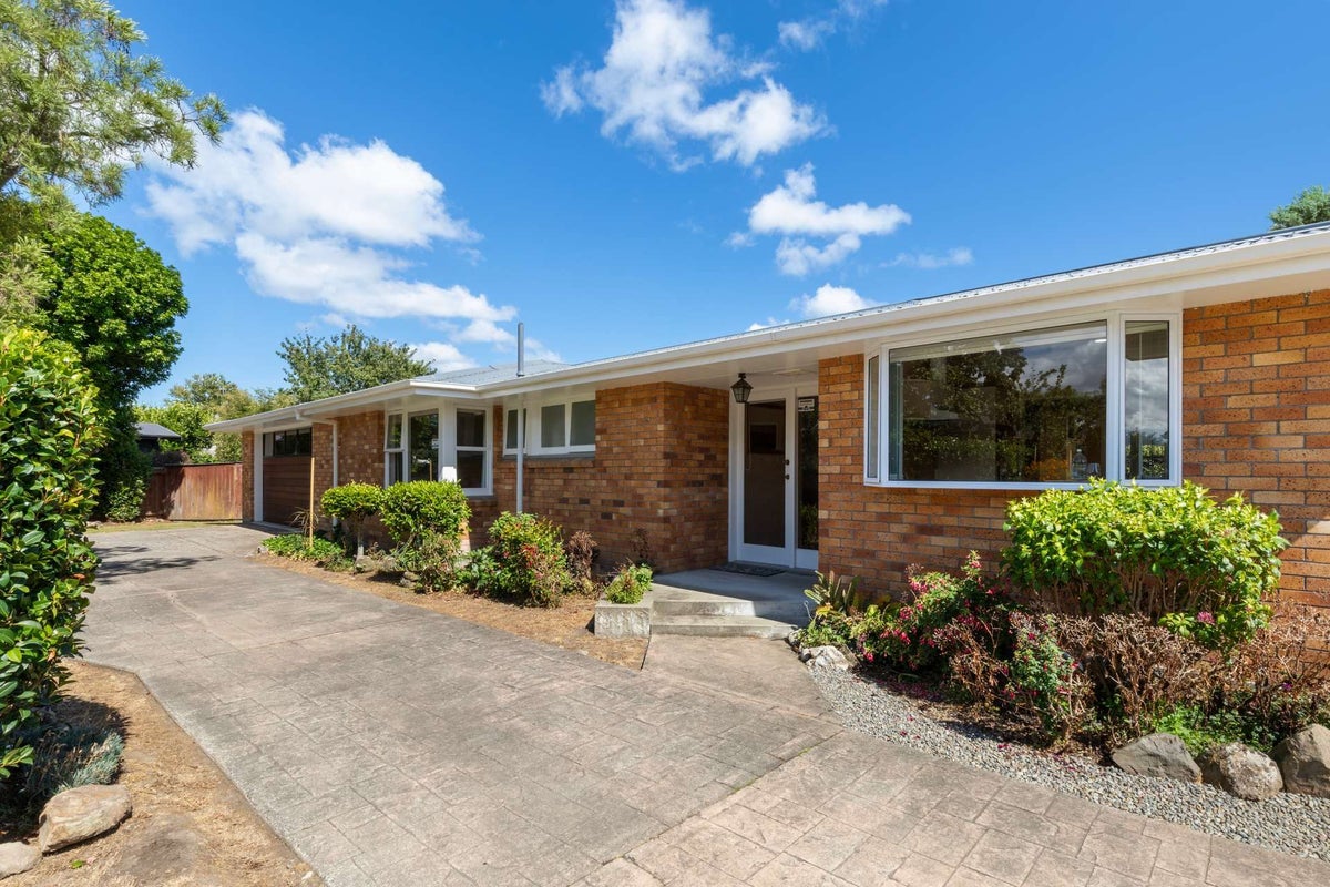 402 Albert Street, Hokowhitu, Palmerston North - Carousel 2