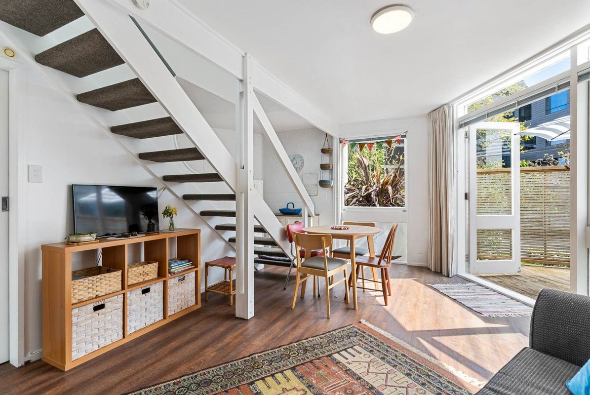 5B Boyle Crescent, Grafton, Auckland - Carousel 2