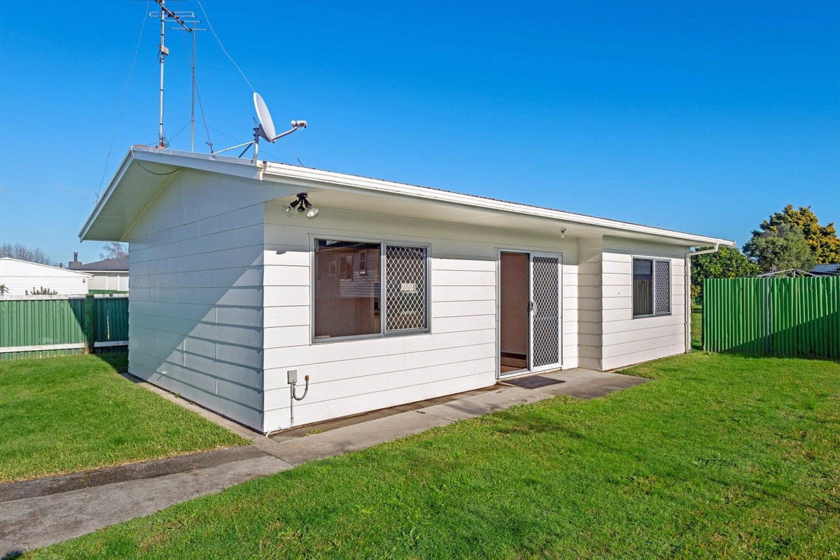 19 Haldane Street, Elgin, Gisborne - Carousel 1