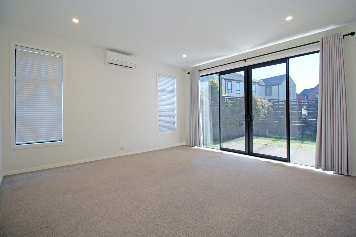 12 Aveline Place, Glen Innes, Auckland - Carousel 2