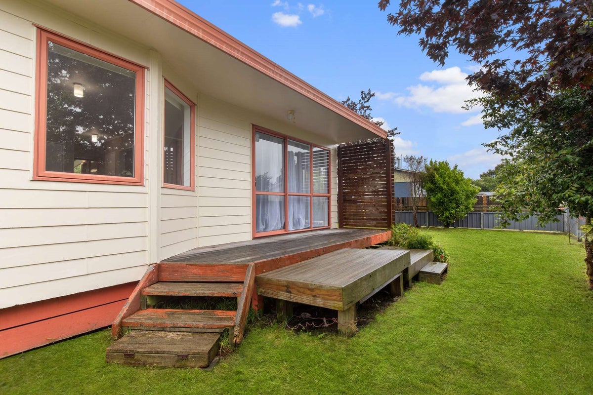 95A Pohutukawa Drive, Owhata, Rotorua - Carousel 2