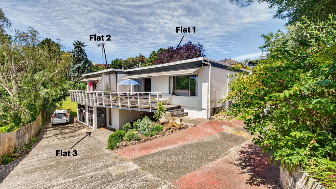 2A Burlington Road, Hospital Hill, Napier - Carousel 1