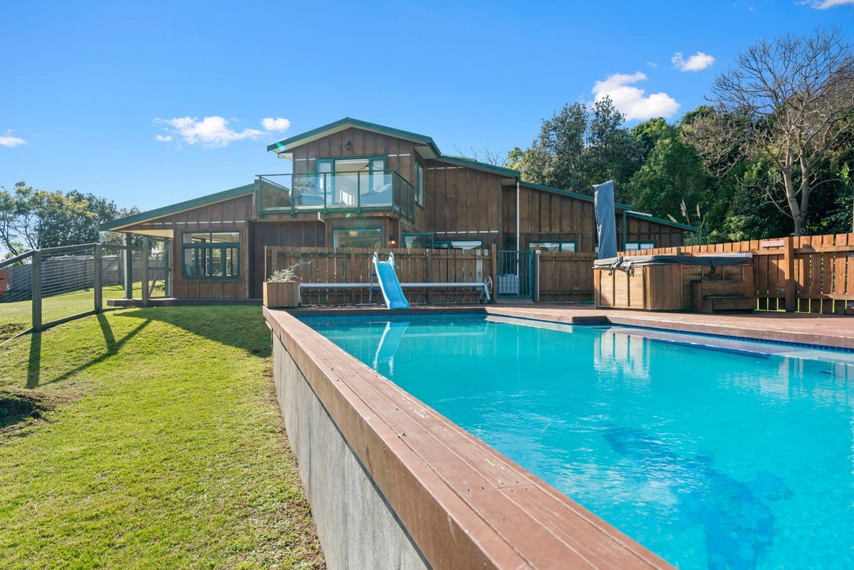 50 Walden Lane, Minden, Tauranga - Carousel 1