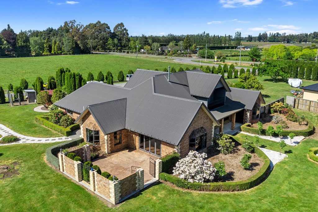 123 Albert Street, Elgin, Ashburton - Carousel 1