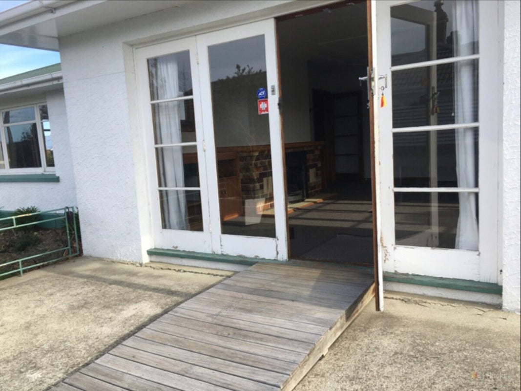 8 Opie Street, Waimate, Waimate - Carousel 2