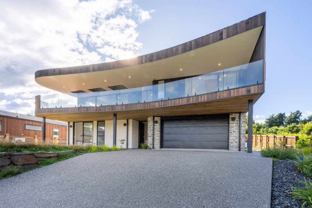11 Clearview ST, Wanaka  - Carousel 1