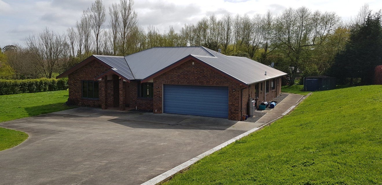 11 Genevieve Way, Whatawhata - Carousel 1