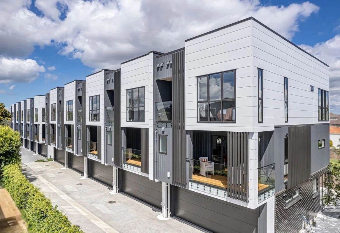 5/12 King Edward Avenue, Epsom, Auckland - Carousel 1