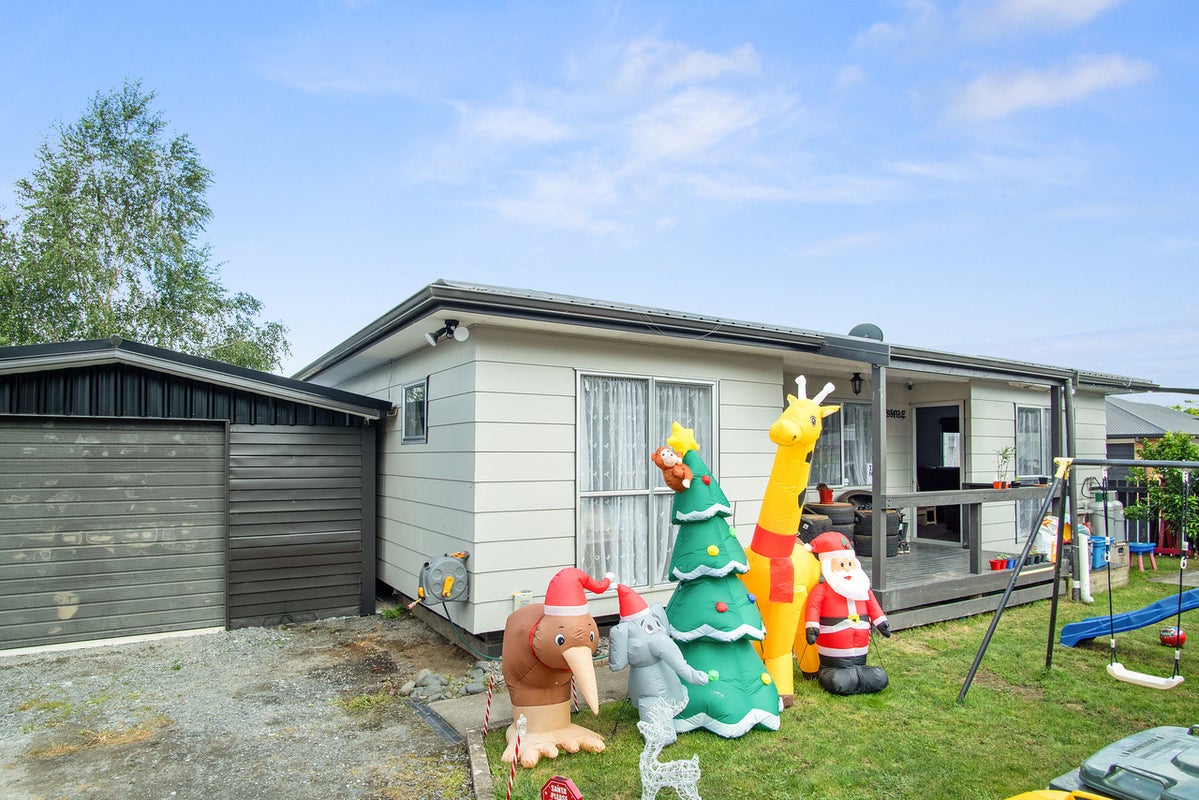 133A Burns Street, Leamington, Cambridge - Carousel 19
