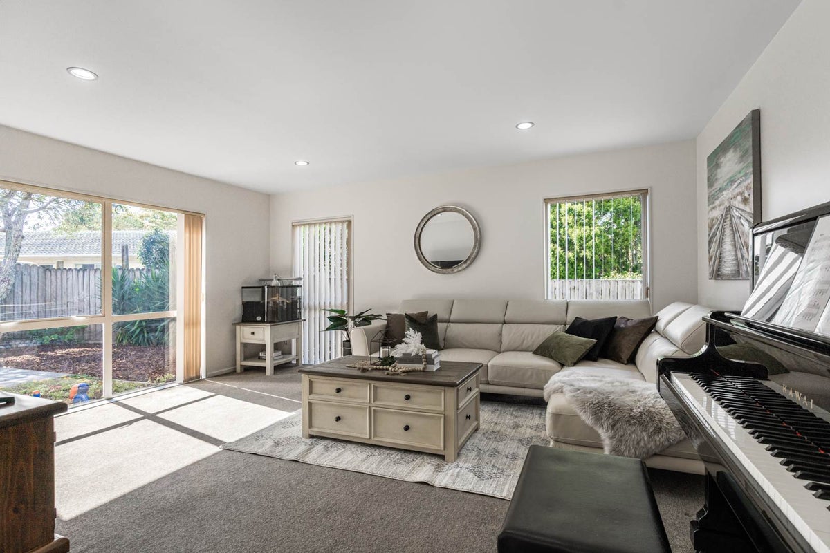 5B Ludlow Terrace, Totara Vale, Auckland - Carousel 2
