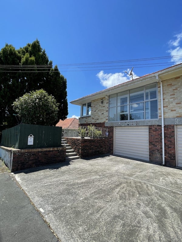 2/222 Gillies Avenue, Epsom, Auckland - Carousel 13
