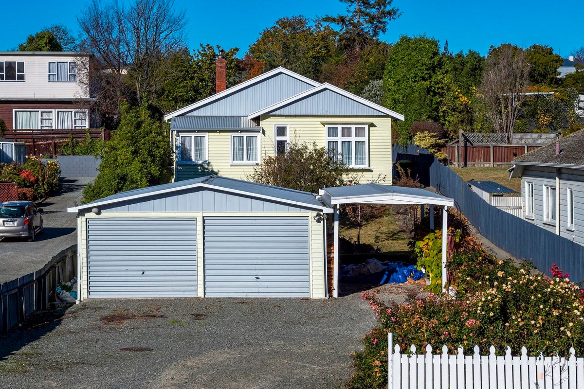 8 Cameron Street, Seaview, Timaru - Carousel 1