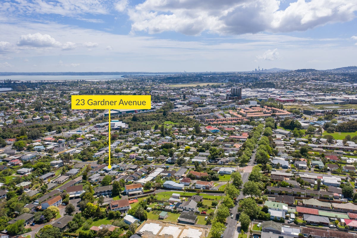 23 Gardner Avenue, New Lynn, Auckland - Carousel 21