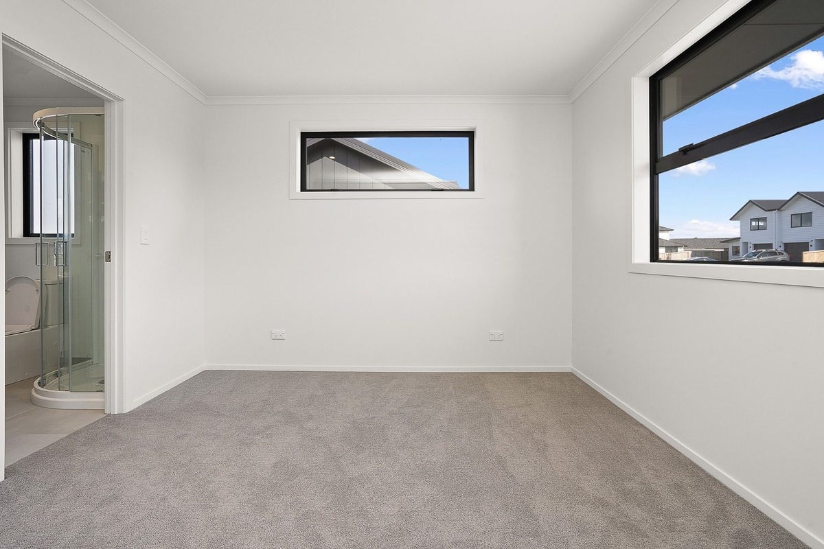 1/12 Tokerau Drive, Rototuna North, Hamilton - Carousel 9