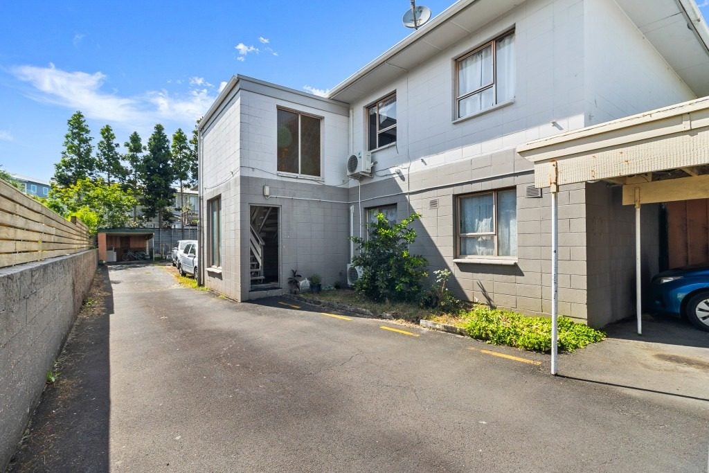 6/41 Woodward Road, Mount Albert, Auckland - Carousel 10
