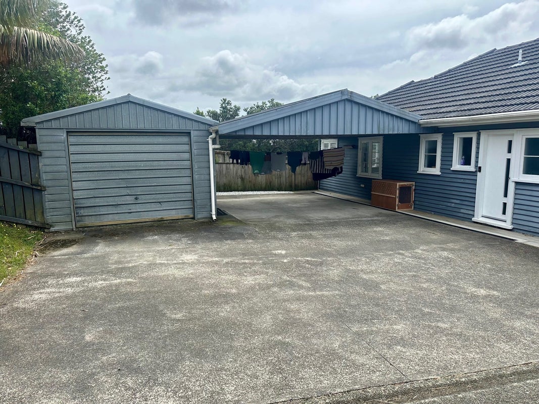 1/252 Rangatira Road, Beach Haven, Auckland - Carousel 19