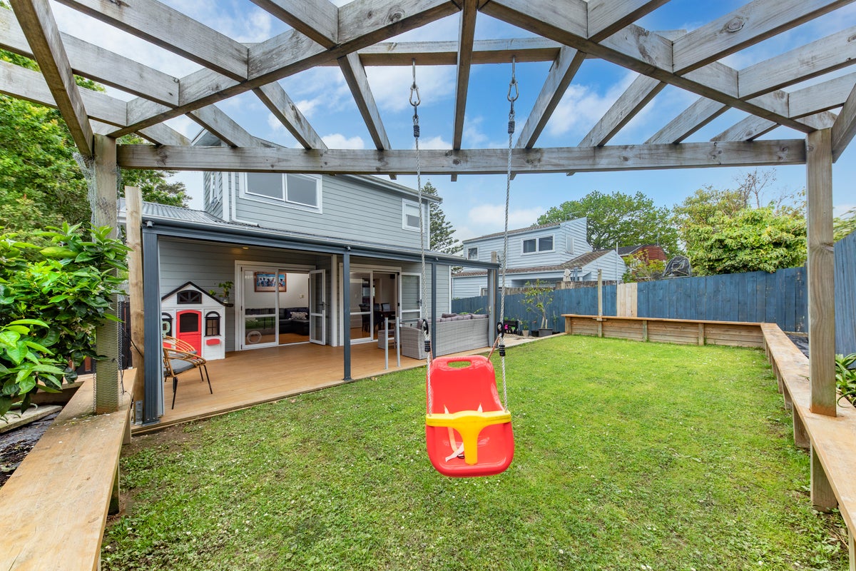 3/32A Clayburn Road, Glen Eden, Auckland - Carousel 2
