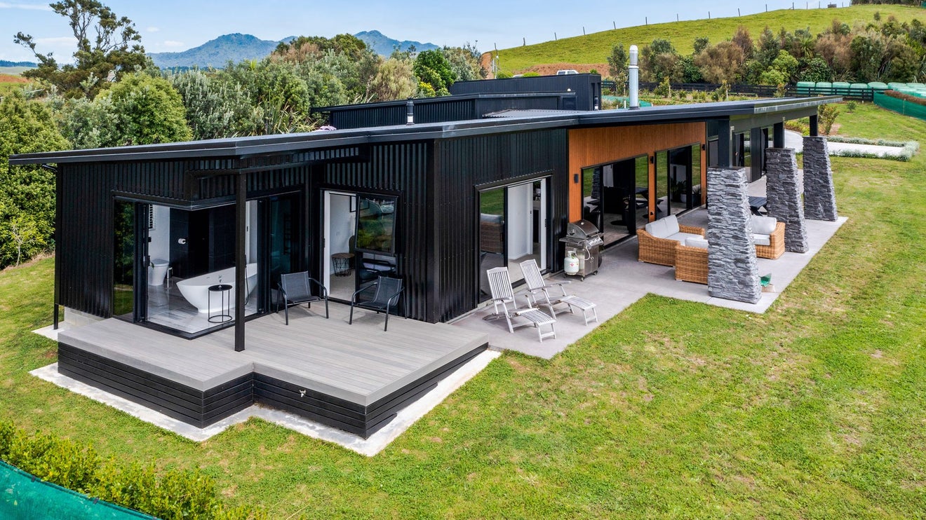 588D Barrett Road, Hurworth, New Plymouth - Carousel 1