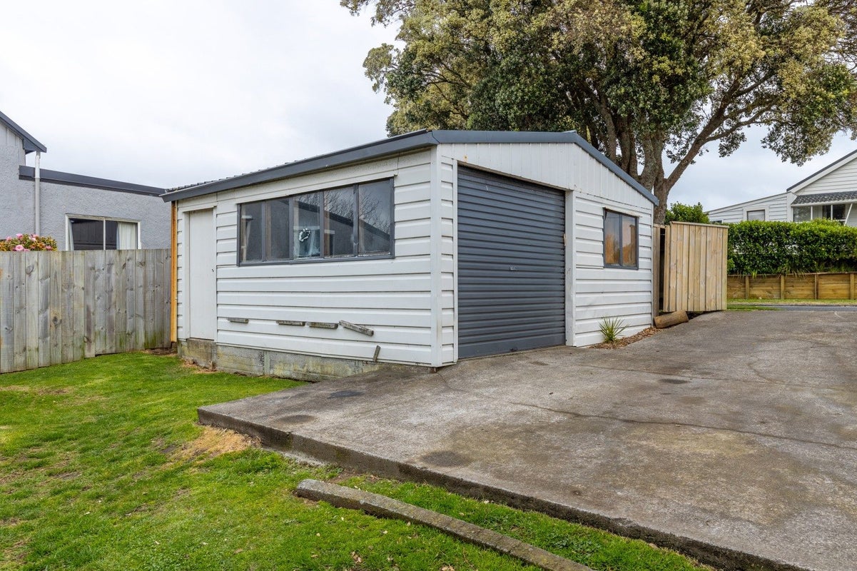 87 Ngamotu Road, Spotswood, New Plymouth - Carousel 16