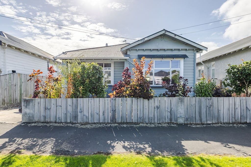 9 Corunna Street, Saint Kilda, Dunedin - Carousel 1