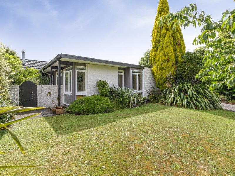 11 Rakino Place, Awapuni, Palmerston North - Carousel 2