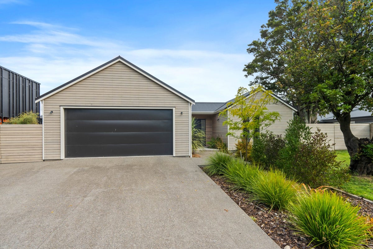 36 Marine Corps Drive, Solway, Masterton - Carousel 1