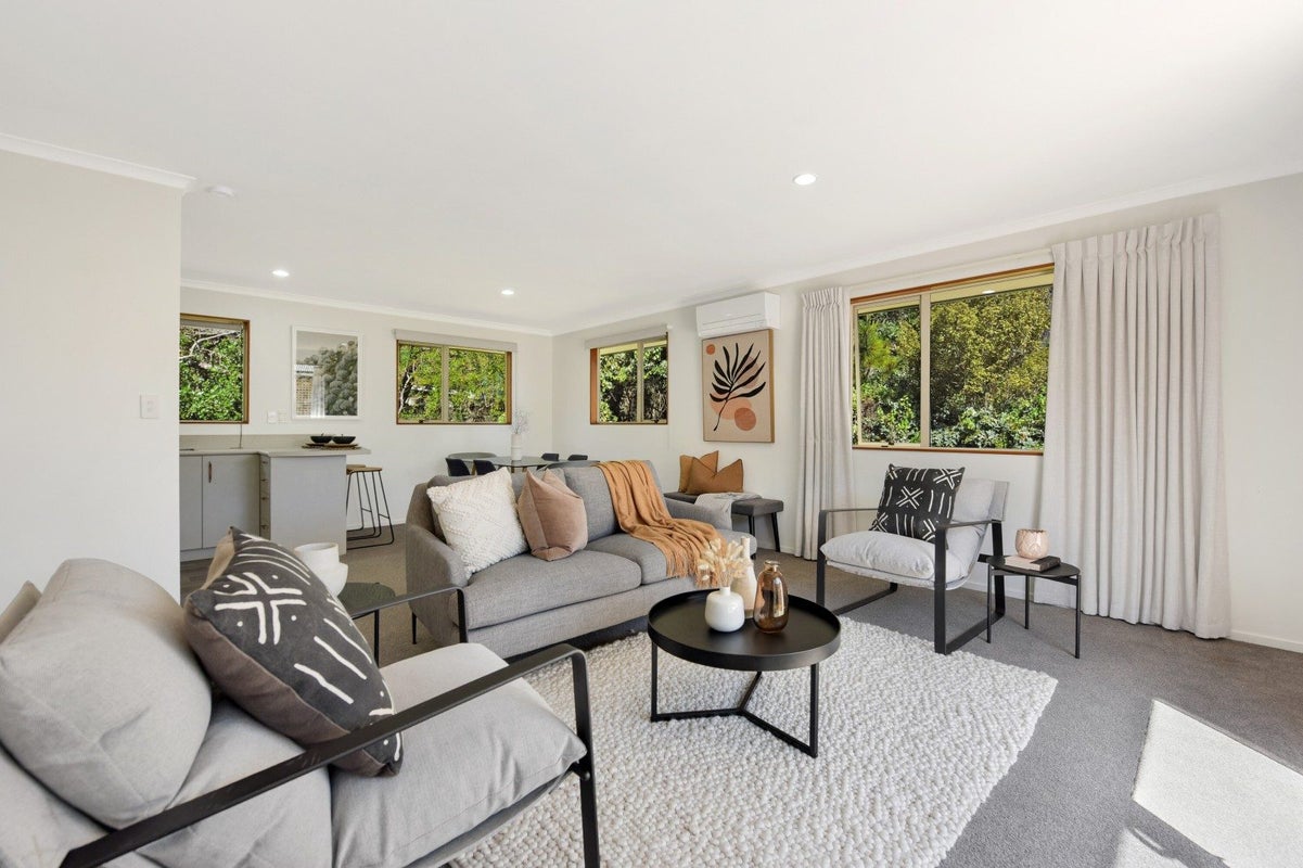 3A Clouston Terrace, Maitai, Nelson - Carousel 2