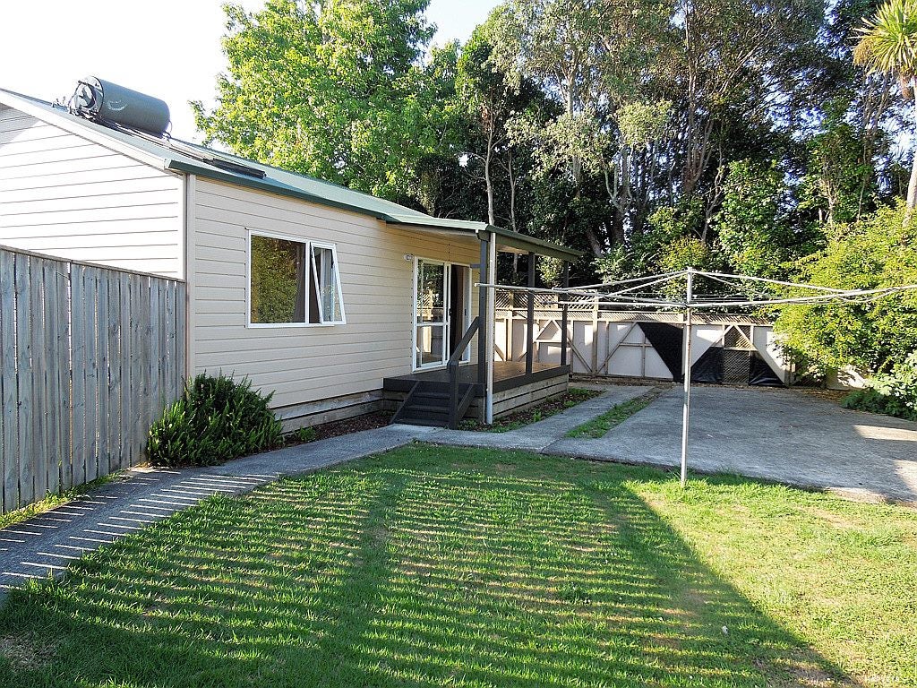 11B Woodvale Road, Glen Eden, Auckland - Carousel 1