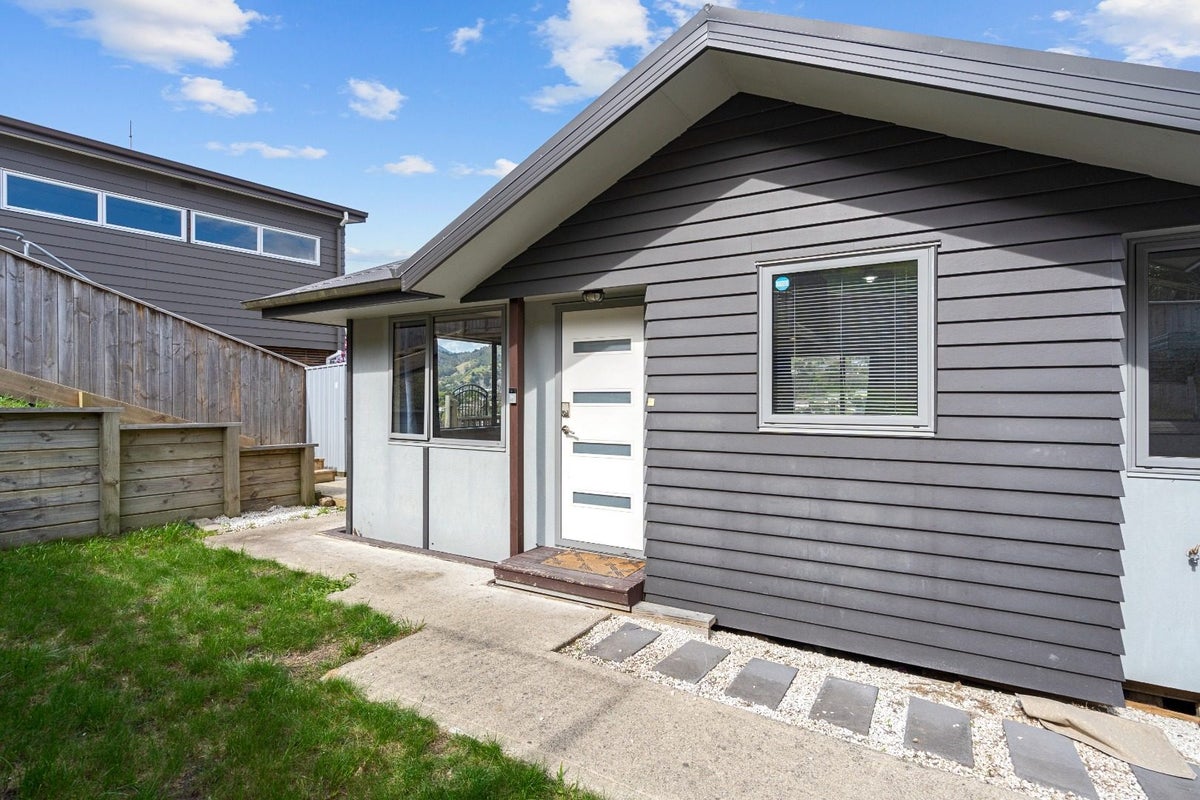 5 Carleton Place, Toi Toi, Nelson - Carousel 2