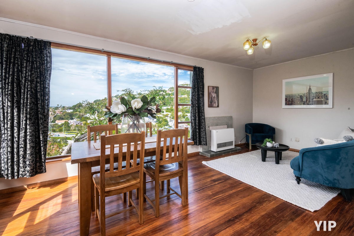 23 Makara Road, Karori, Wellington - Carousel 2