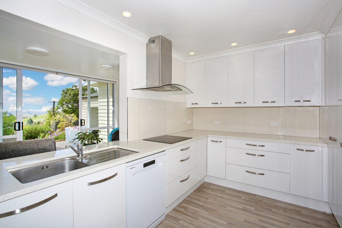 700 Paparata Road, Mangatawhiri, Bombay - Carousel 2