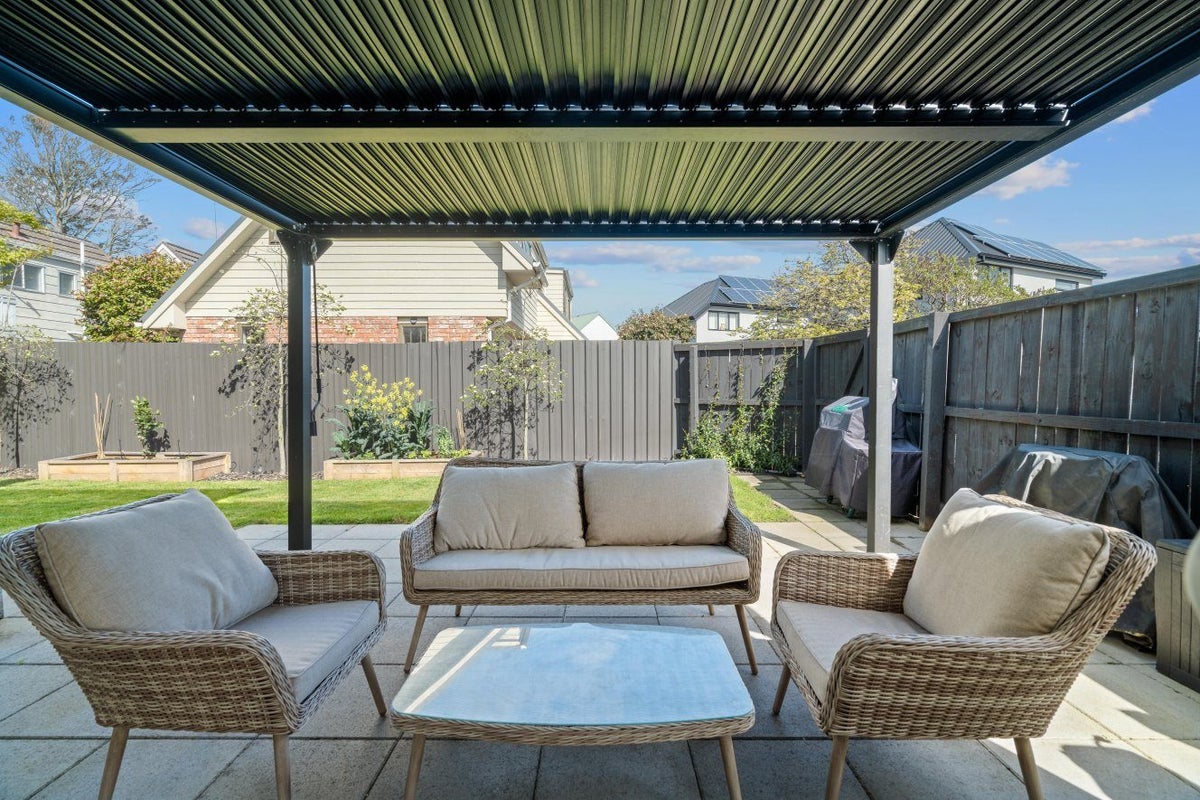 1/49 Trafalgar Street, St Albans, Christchurch - Carousel 2
