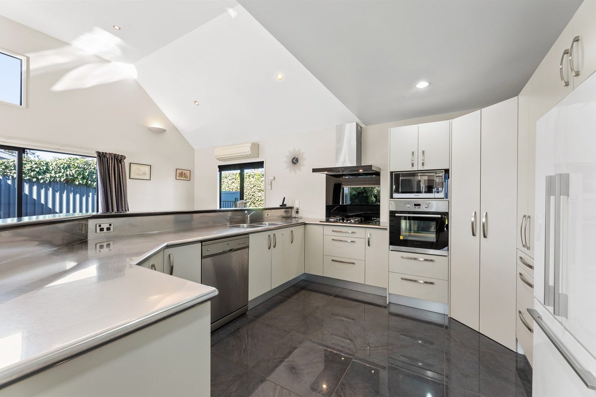 23A Henry Street, Blenheim - Carousel 2