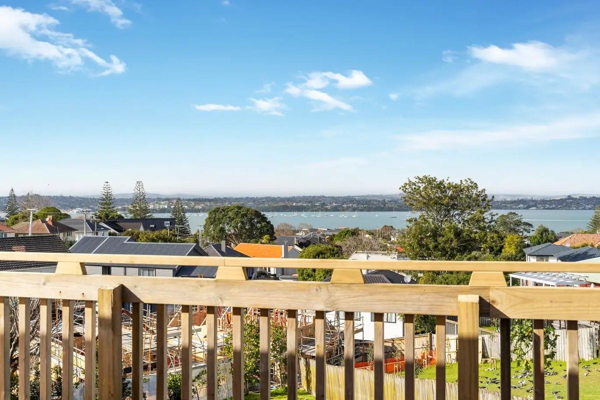 1/253 West Tamaki Road, Wai O Taiki Bay, Auckland - Carousel 2