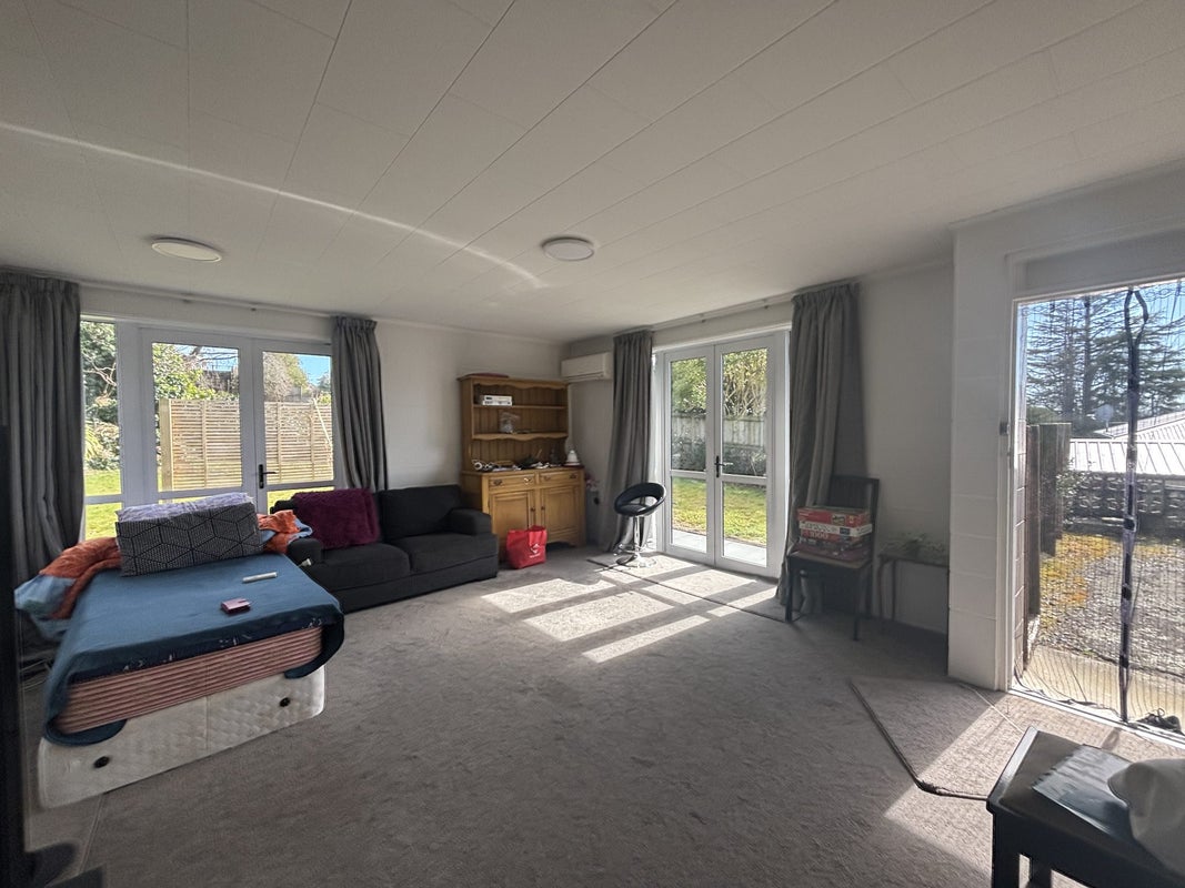 2B Porritt Street, Saint Johns Hill, Whanganui - Carousel 2