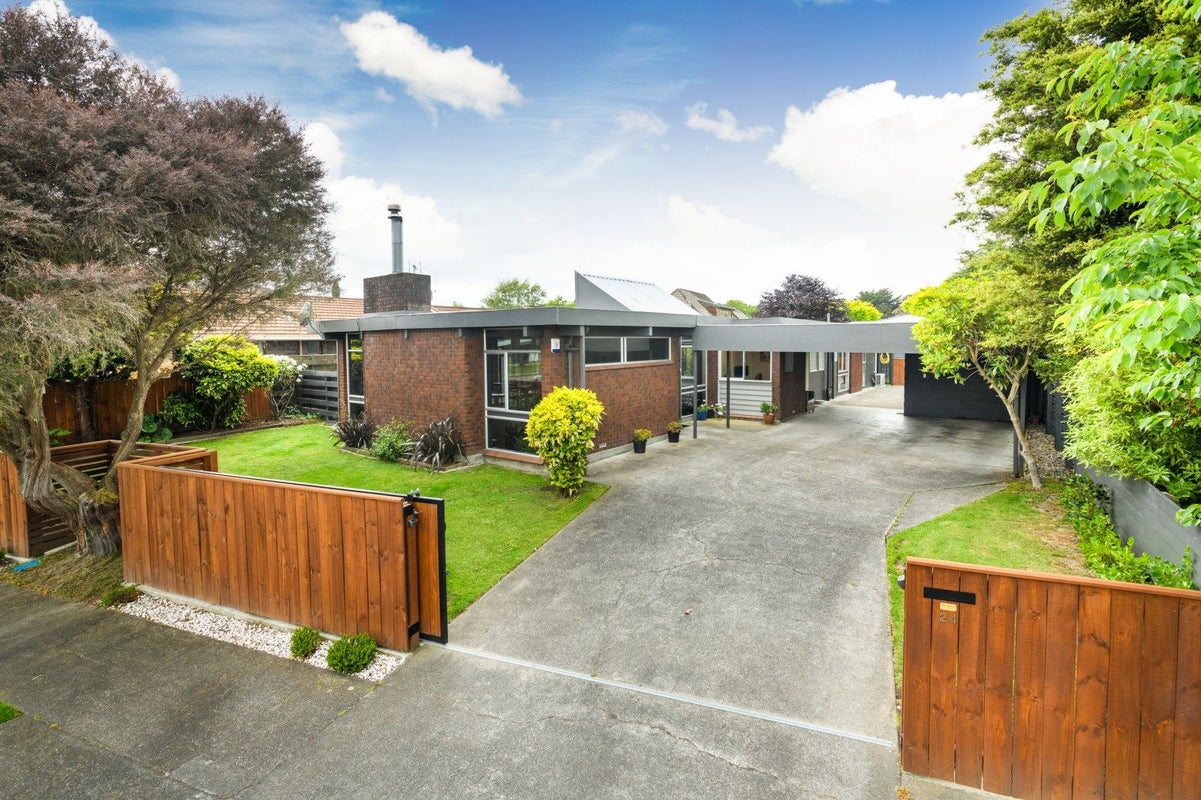 24 Erin Street, Hokowhitu, Palmerston North - Carousel 1