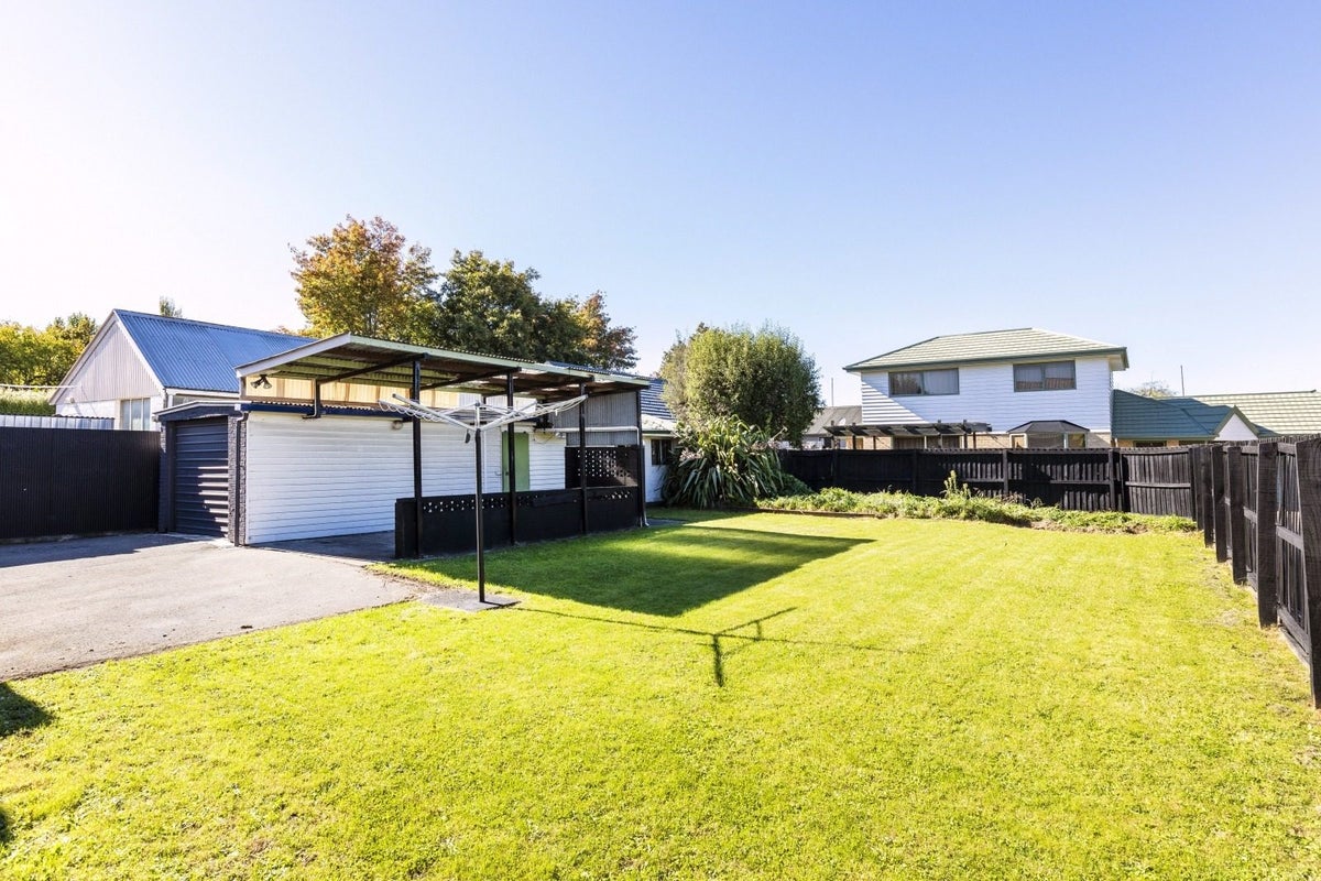 240 Westminster Street, Mairehau, Christchurch - Carousel 20