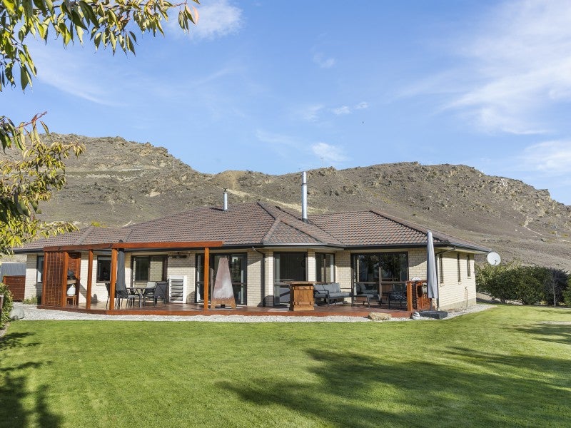 5 Lookout Drive, Little Valley, Alexandra - Carousel 1