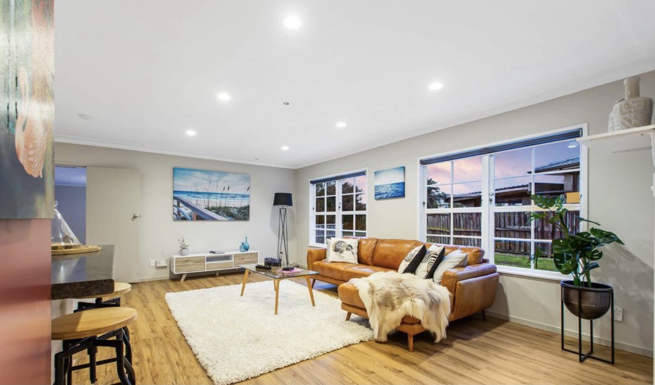 32 Cascades Road, Pakuranga Heights, Auckland - Carousel 2