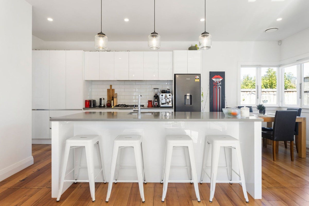 37 Firth Street, Hamilton East, Hamilton - Carousel 2