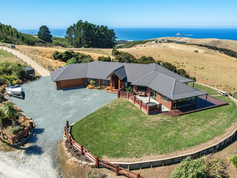 176 Creamery Road, Ocean View, Dunedin - Carousel 1
