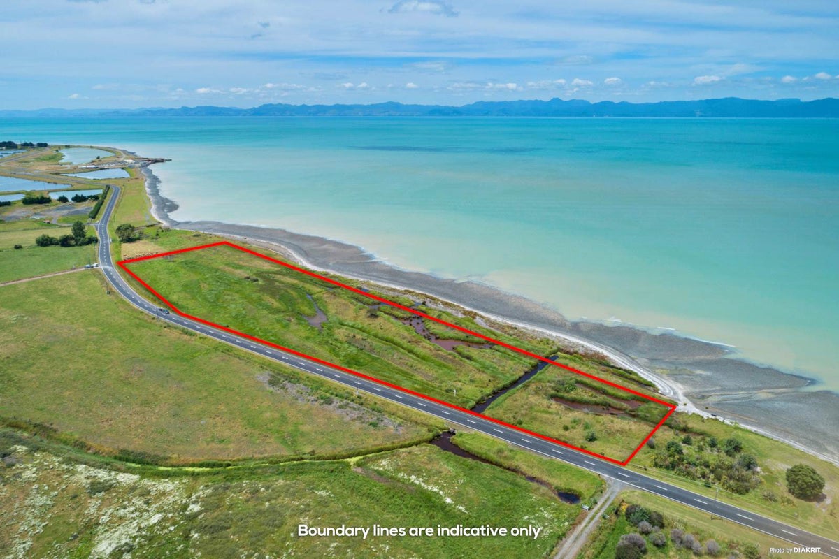 1432 East Coast Road, WHAKATIWAI, MIRANDA - Carousel 1