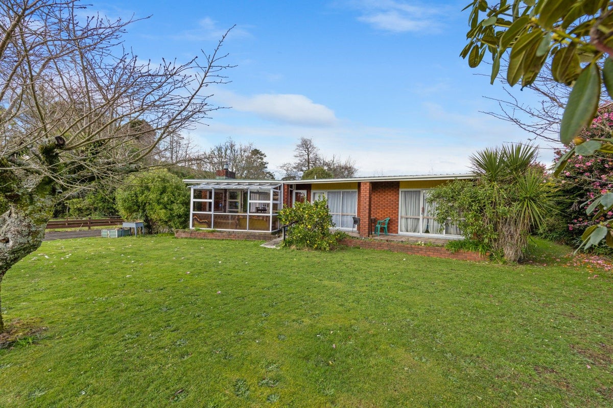7 Rata Street, Inglewood, Inglewood - Carousel 2