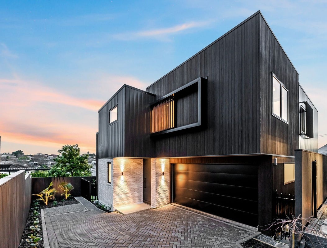 32B Upland Road, Remuera, Auckland - Carousel 1