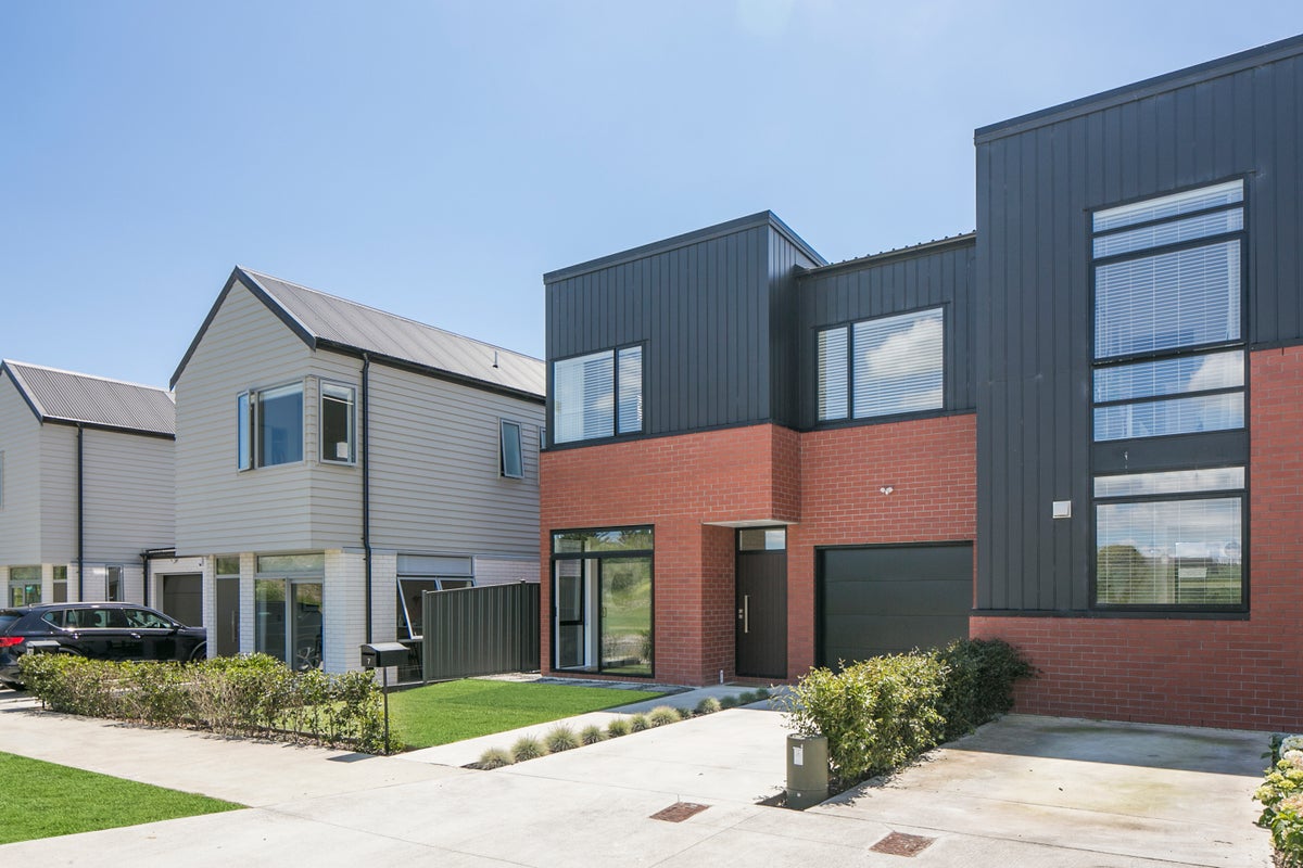 7 Horomia Road, Karaka, Papakura - Carousel 2