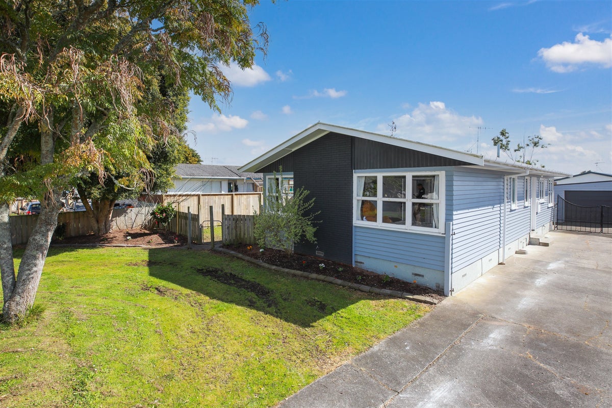 10 Mooney Street, Nawton, Hamilton - Carousel 1