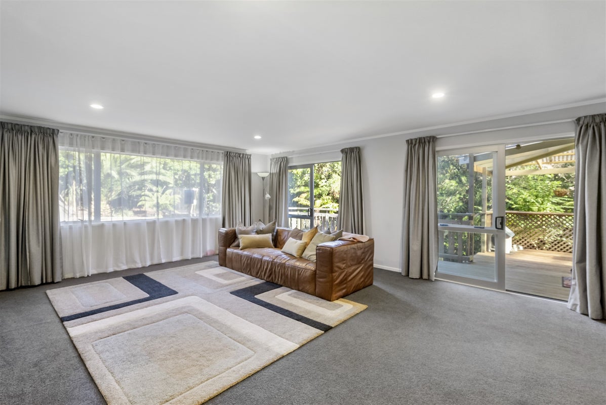 35 Great North Road, Riverhead, Riverhead - Carousel 2